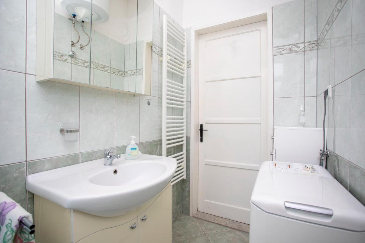 Apartman Lidija Koromačno Zewnętrze zdjęcie