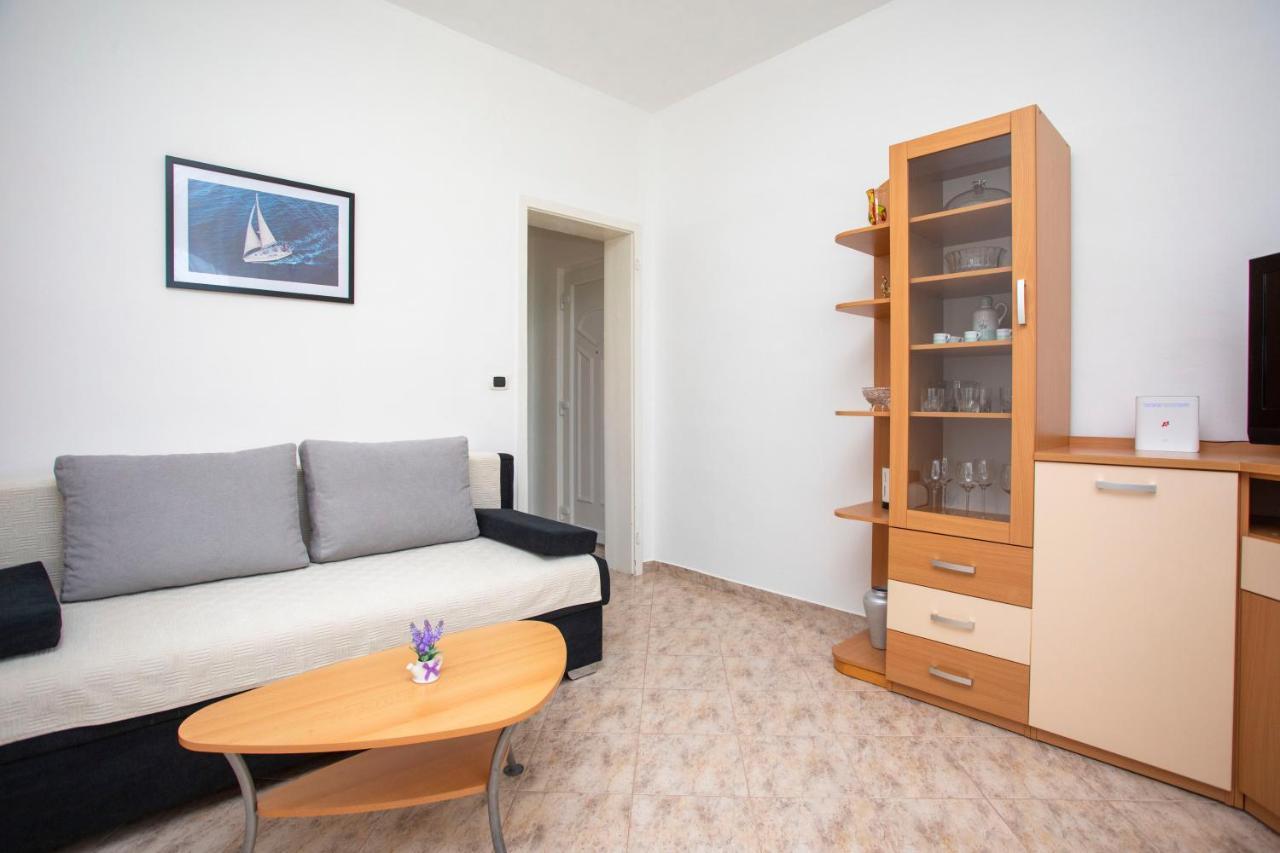 Apartman Lidija Koromačno Zewnętrze zdjęcie