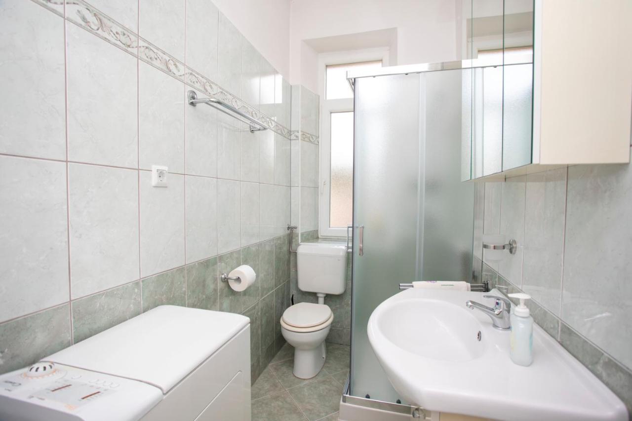 Apartman Lidija Koromačno Zewnętrze zdjęcie